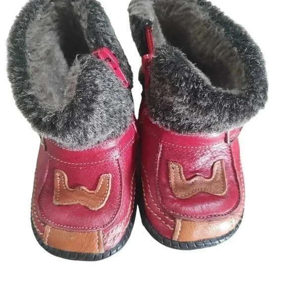 Childs leather boots - Picture 2 of 4